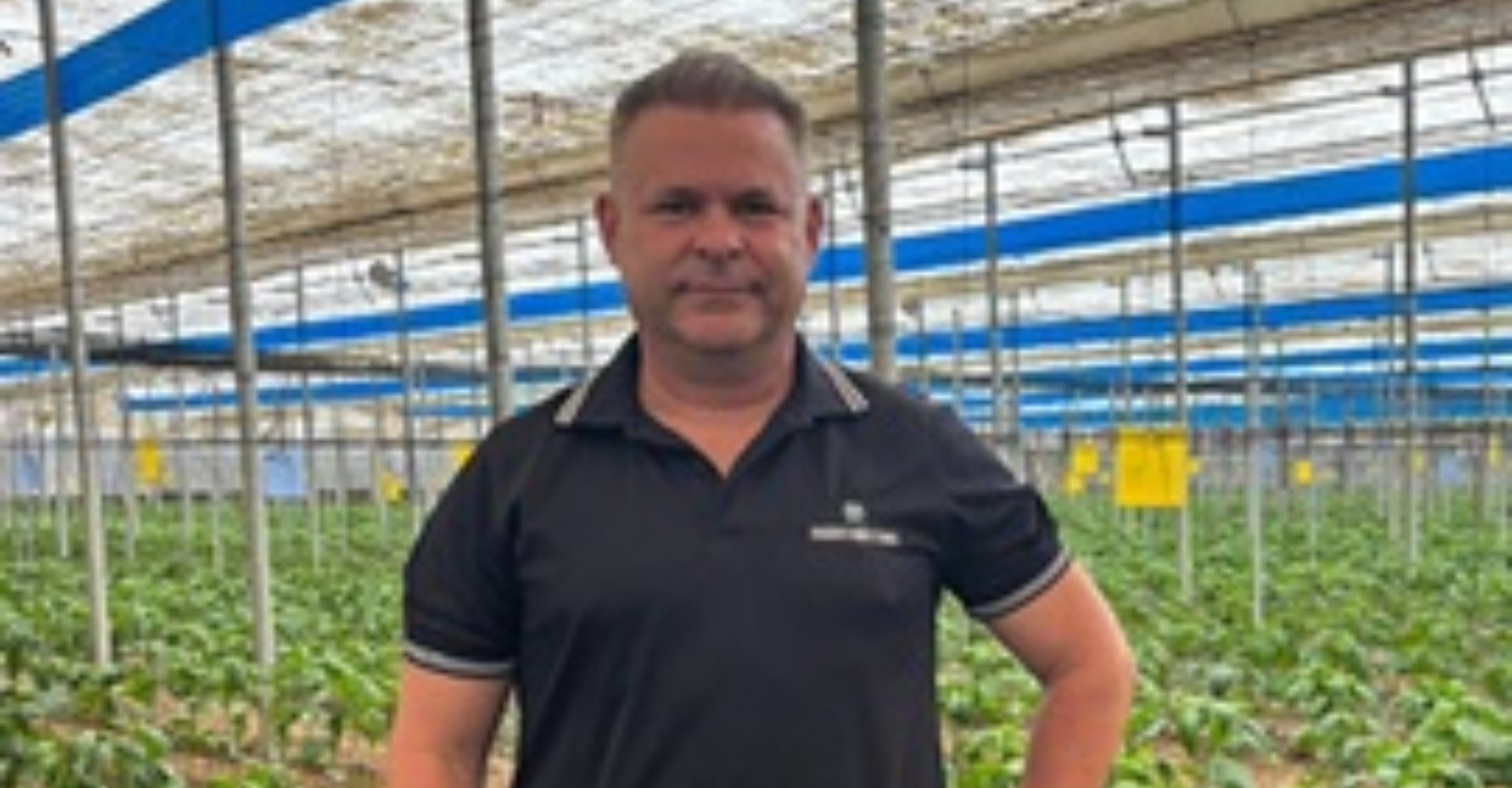 MANUEL SÁNCHEZ, AGRICULTOR ALMERIENSE AMPLIA SU EXPLOTACIÓN HASTA 4 HECTÁREAS CON GARÁNTIA