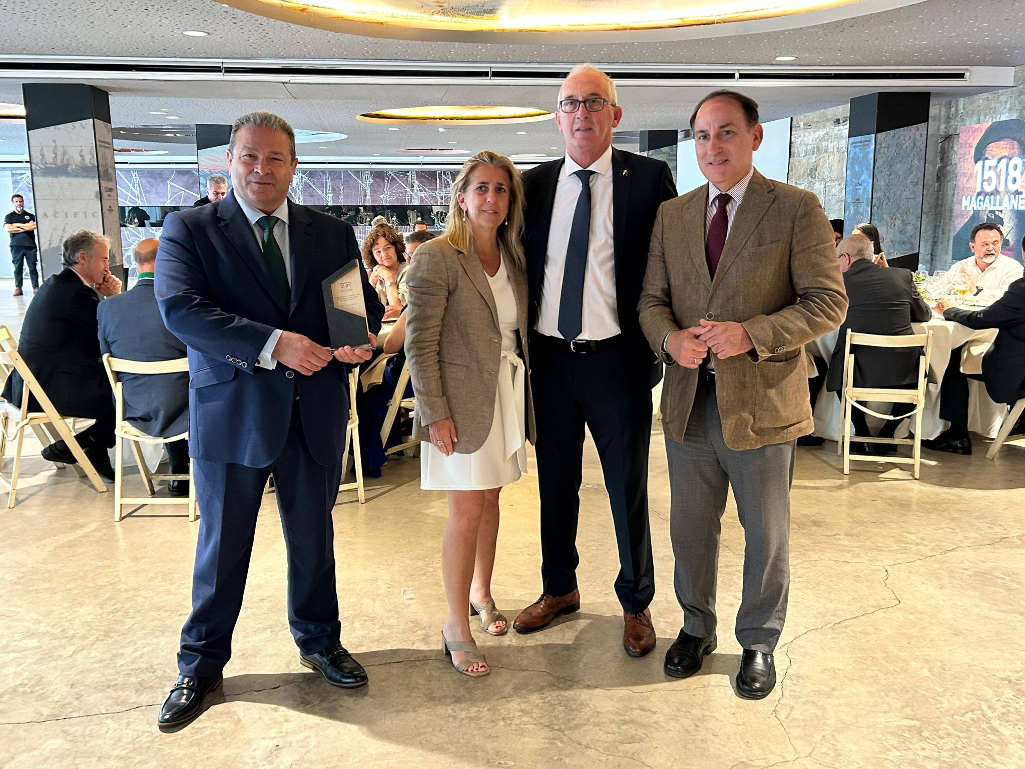 Distinción a Garántia por parte de CESGAR por su contribución en la organziación de la XLV Asamblea General