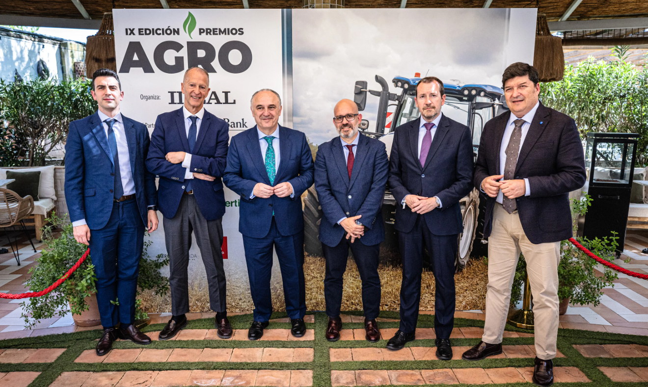 imagen de Garántia respalda al sector agro granadino en la IX edición de los Premios Agro de IDEAL